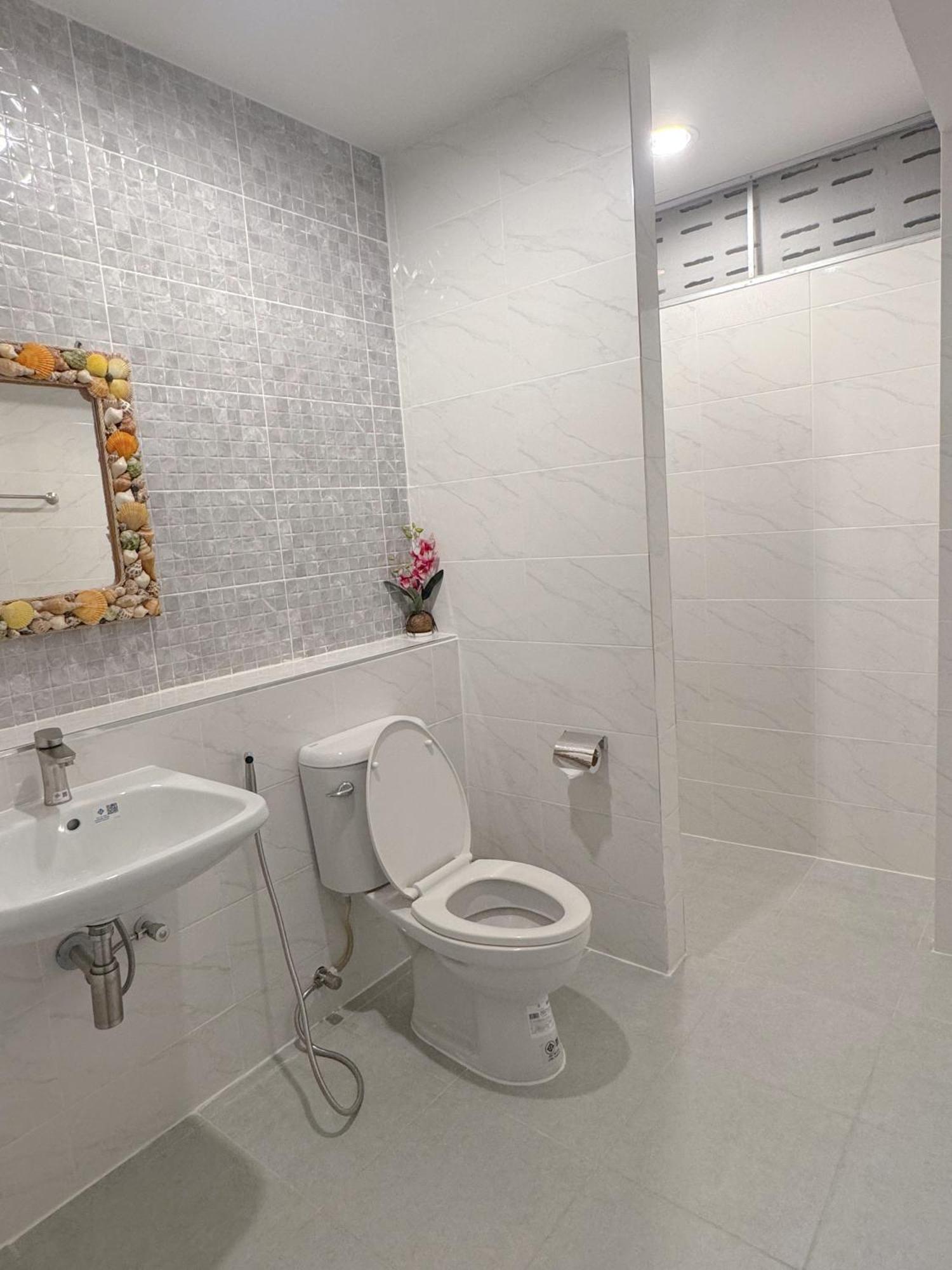 Tokyo Hotel Nakhonratchasima Eksteriør bilde